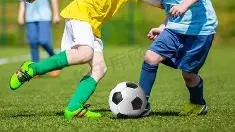 《罗马诺独家爆料：曼联欲续约卡塞米罗，却面临薪资难题，沙特豪购意愿不减》