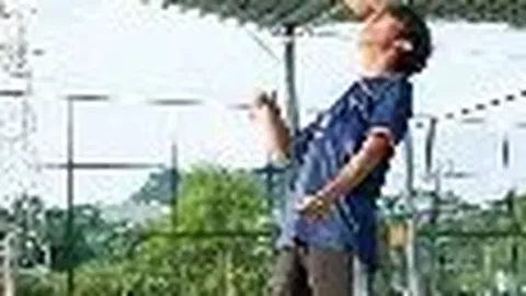 《夜幕下的球场之星：谢尔基闪耀“马赫雷斯接班人”光芒，未来或成曼城关键先生》